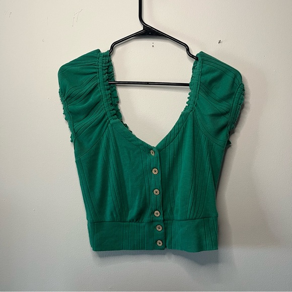 FREE PEOPLE We The Free Off Shoulder Button Down Top London Green Size Medium - Picture 2 of 5